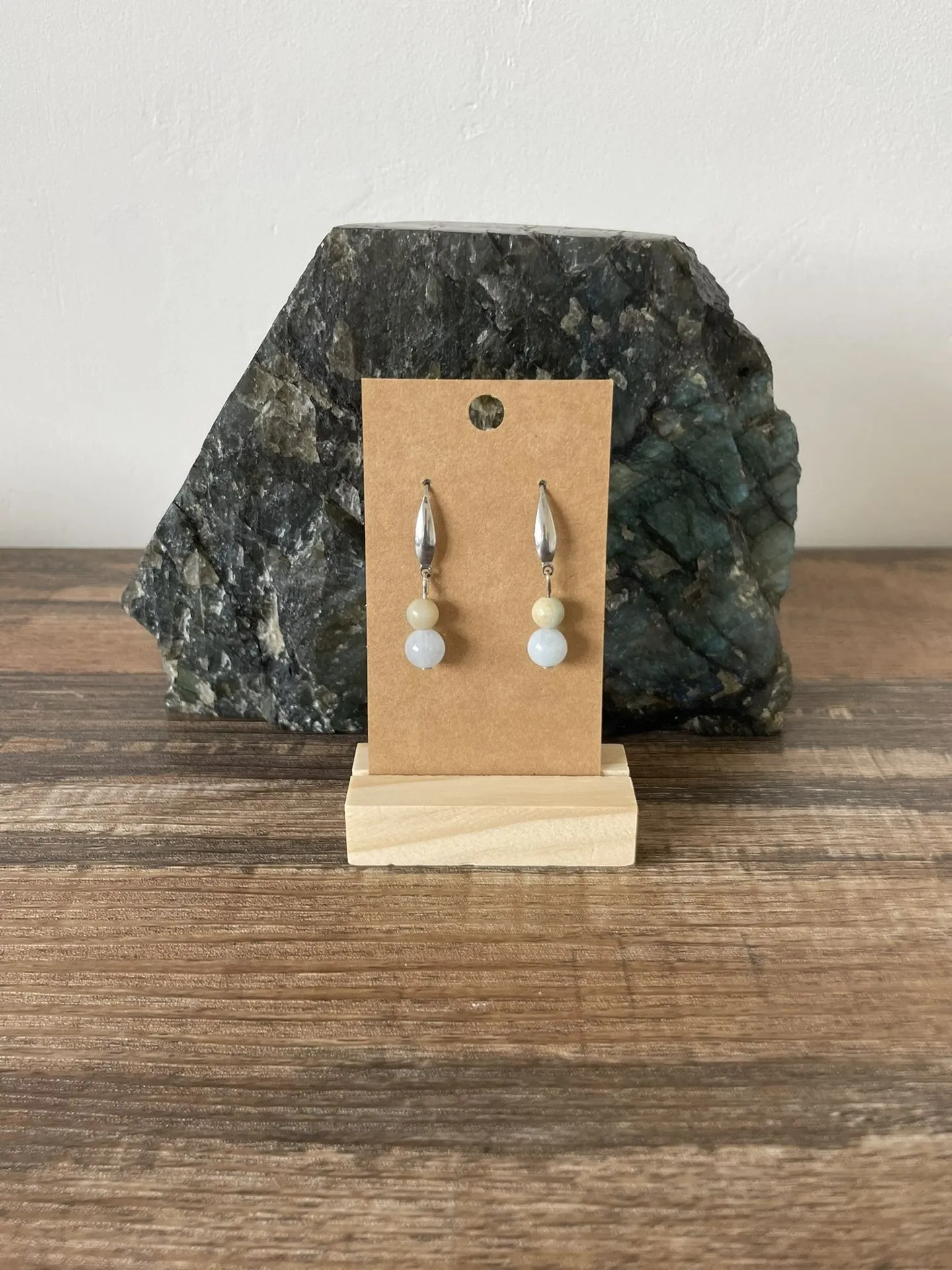 Boucles d'oreilles en V Aigue Marine et Amazonite Multicolore