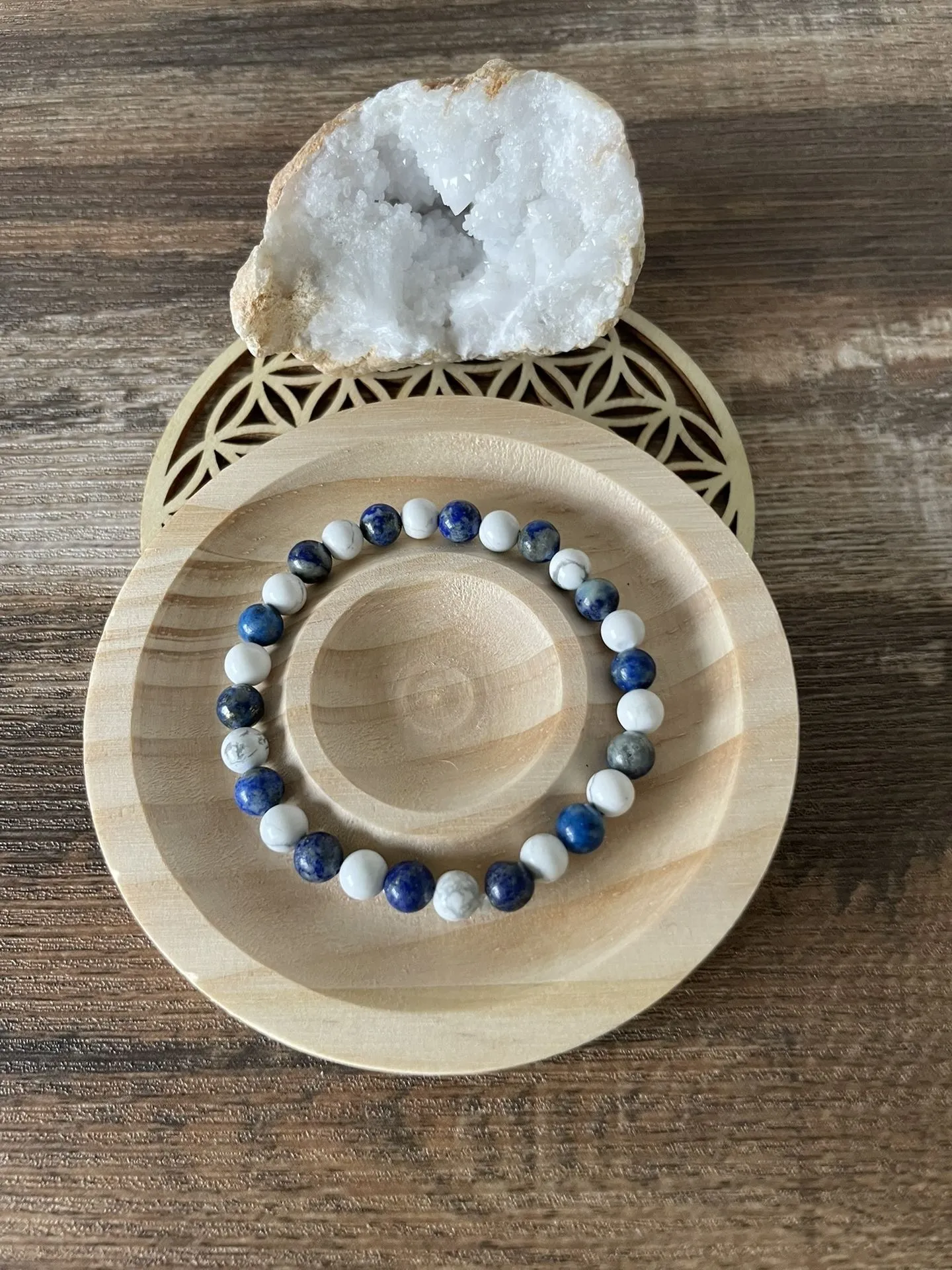 Bracelet en Howlite Blanche et Lapis Lazuli - 6mms