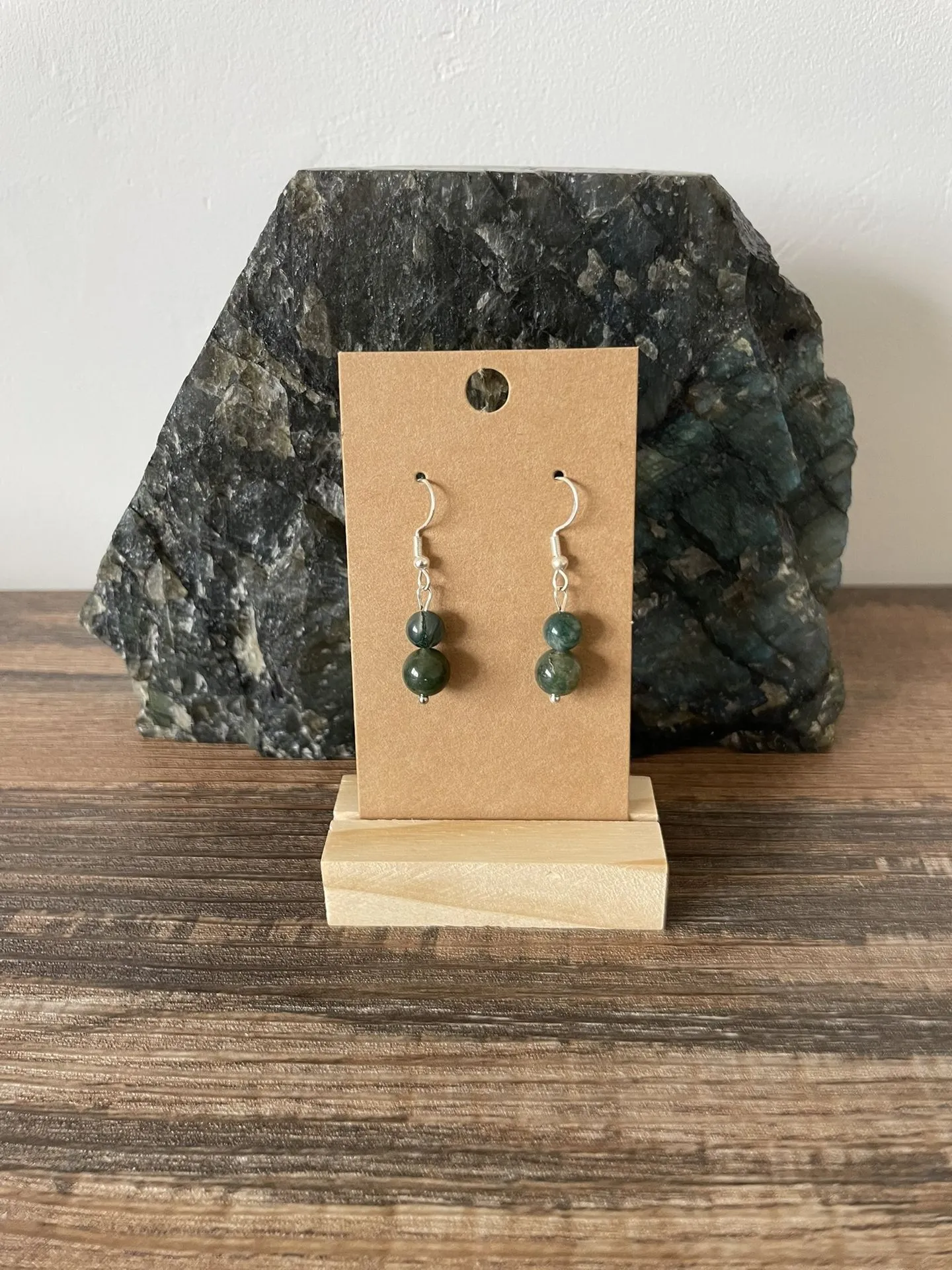 Boucles d'oreilles droites Agate Mousse